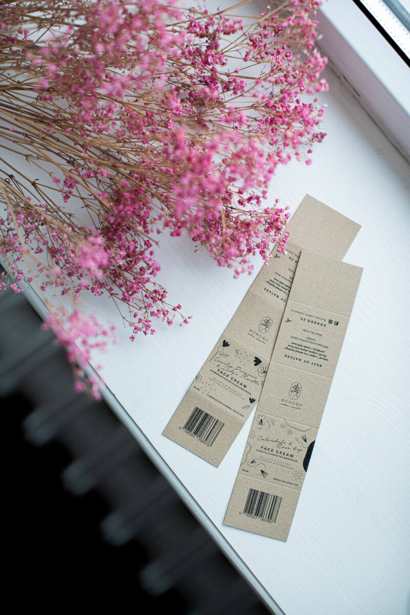 minimalistlik kreemipakend