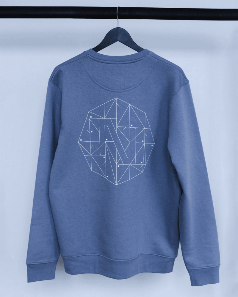 Nafta värvilised pusad