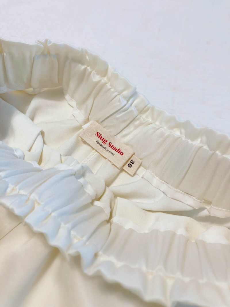 Siugi tekstuursed kangassildid