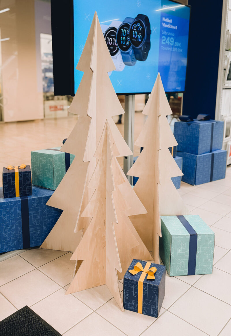 Euronics plywood Christmas trees